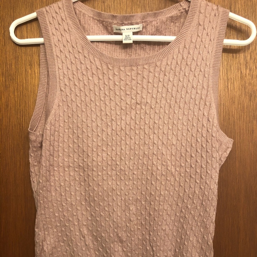 Banana republic sweater size small